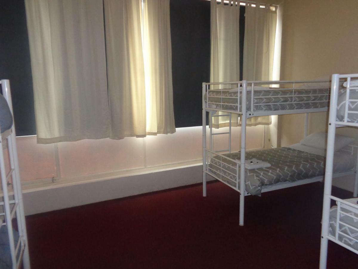 Bed in 6-Bed Mixed Dormitory Room